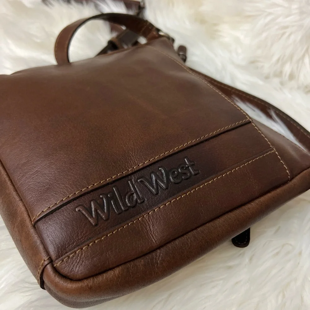 Wild West Classic Brown Leather Messenger Bag. Made in Losangeles